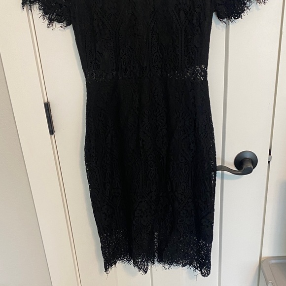 Lulu's Elegant Black Lace Midi Dress - Picture 4 of 9